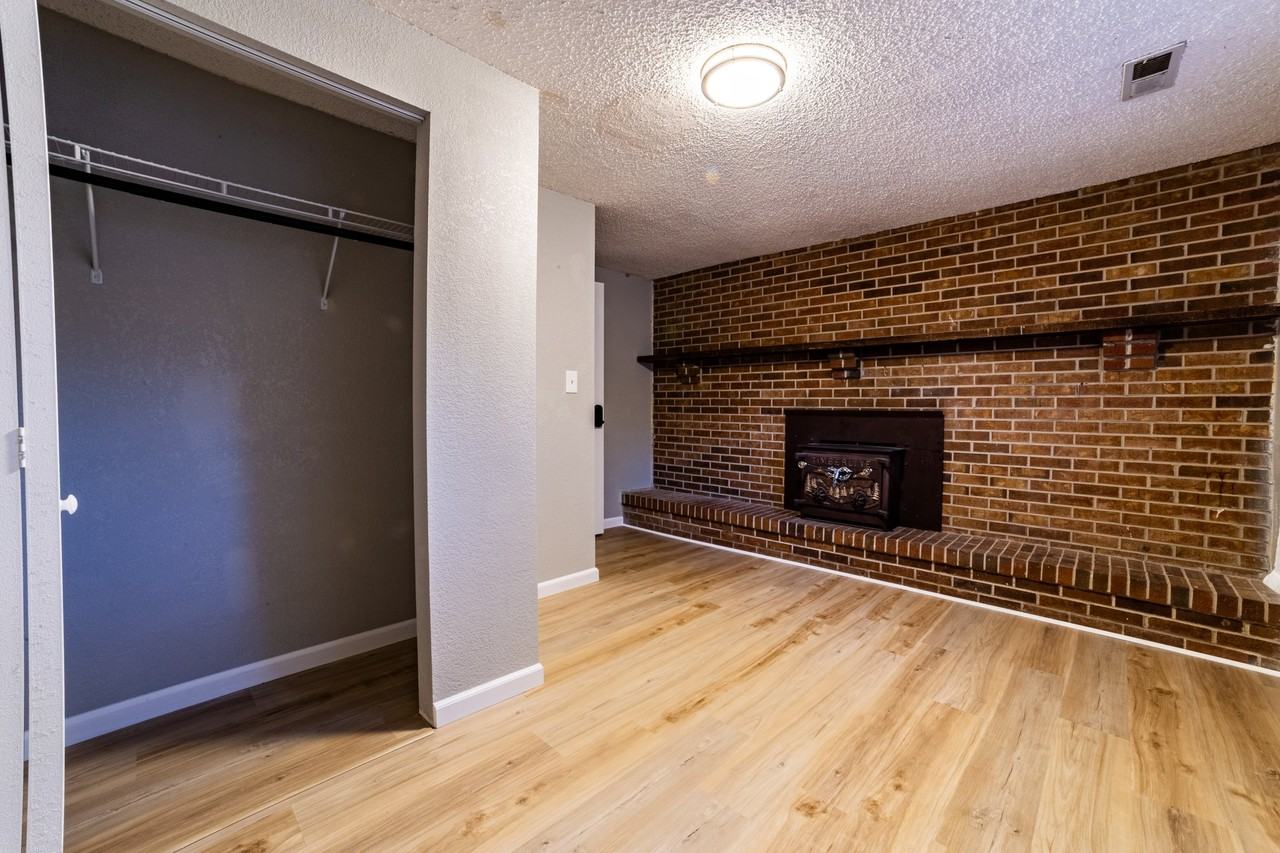 3214 Teardrop Cir - Photo 3 of 16