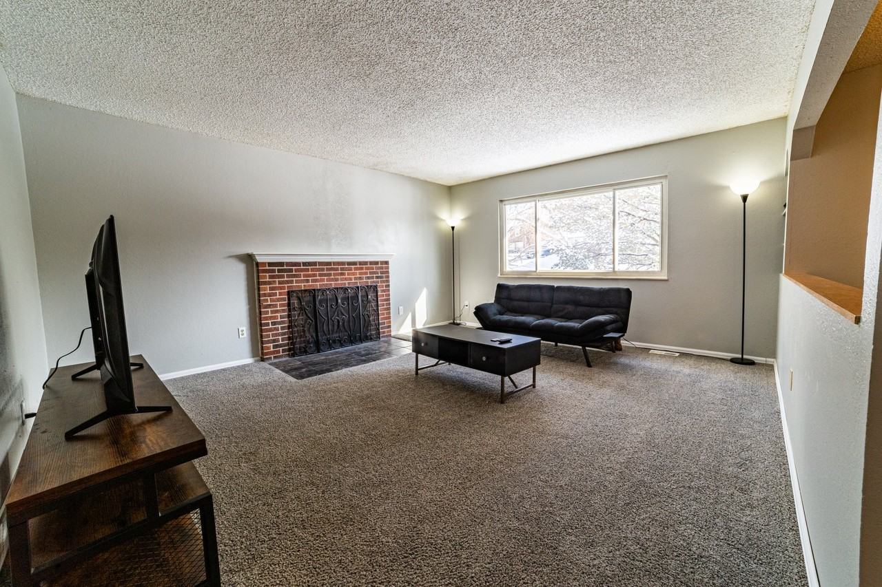 3214 Teardrop Cir - Photo 6 of 16