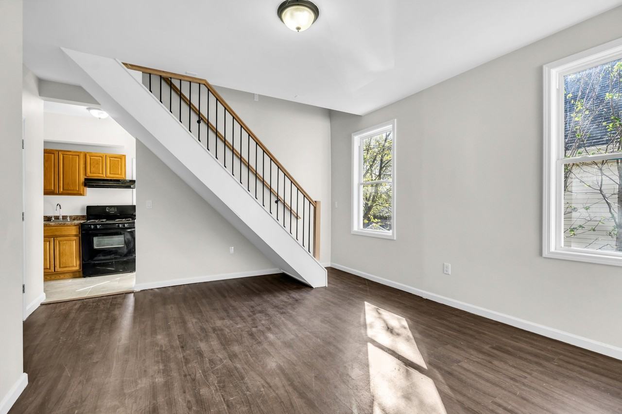 478 Bath Ave #1A - Photo 6 of 15