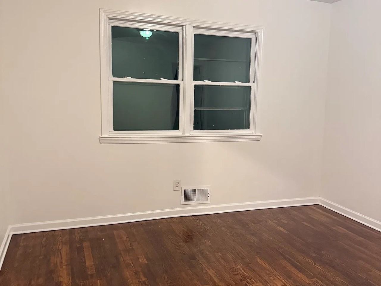 331 Betsy Ave Sw - Photo 3 of 6