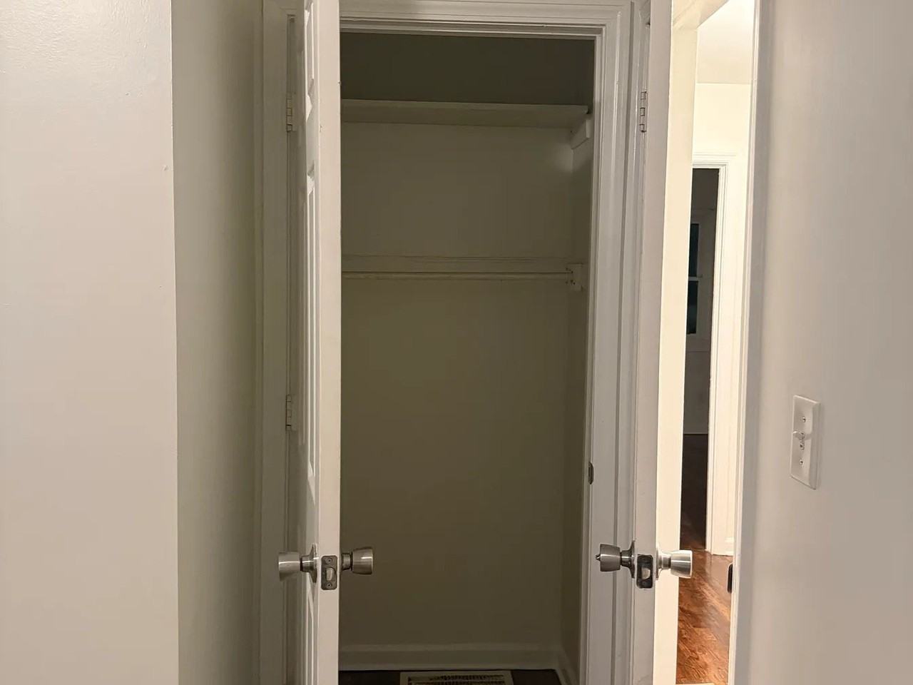 331 Betsy Ave Sw - Photo 5 of 6