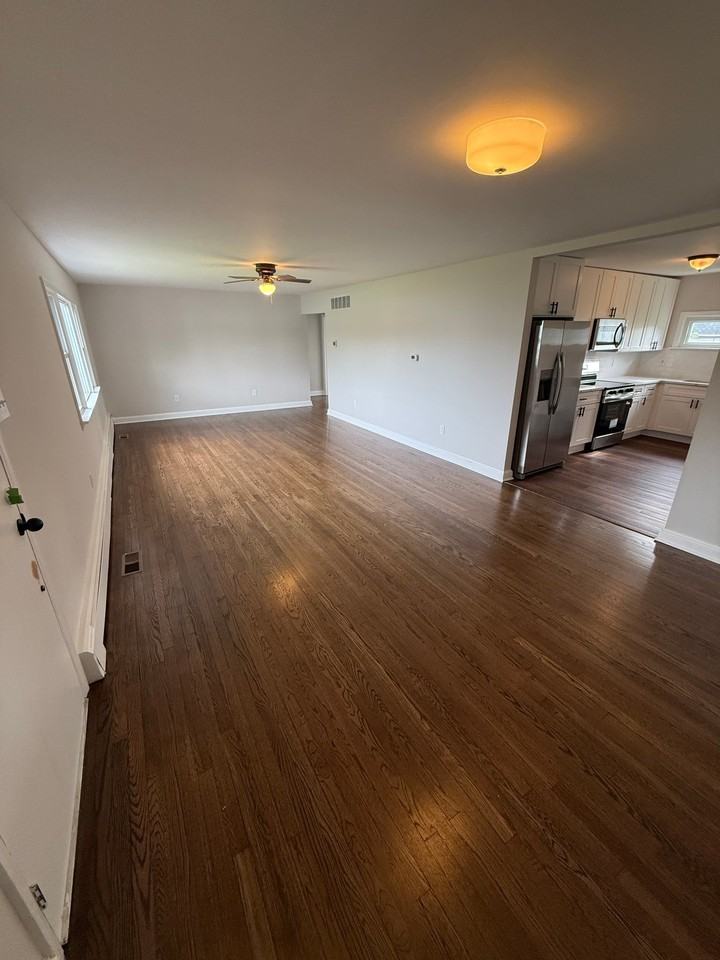 17 Maloney Rd - Photo 3 of 20