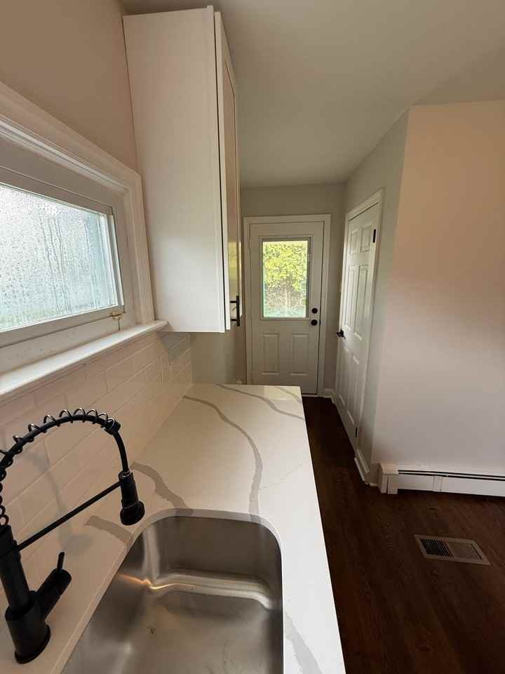 17 Maloney Rd - Photo 7 of 20