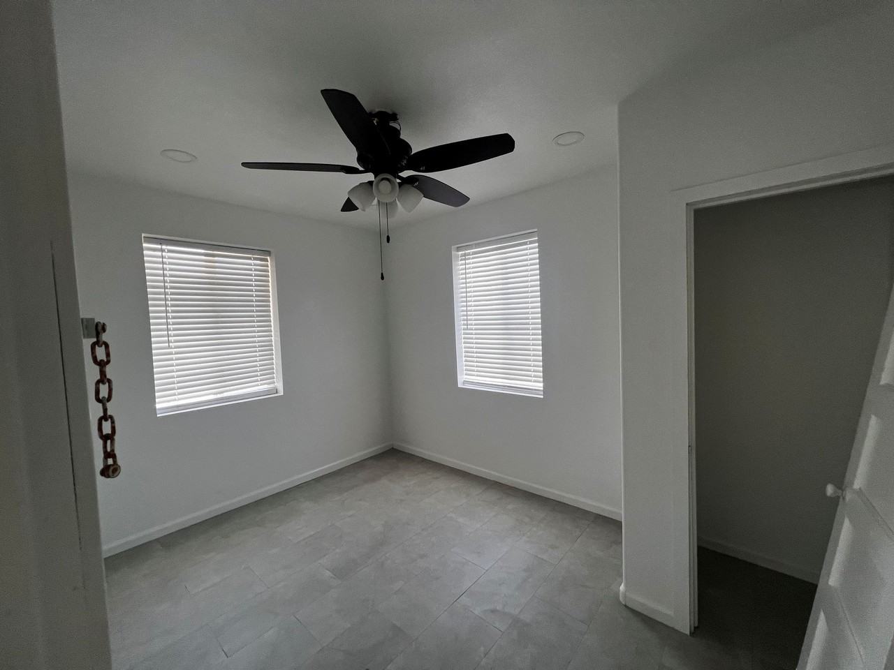 303 N M St - Photo 5 of 16