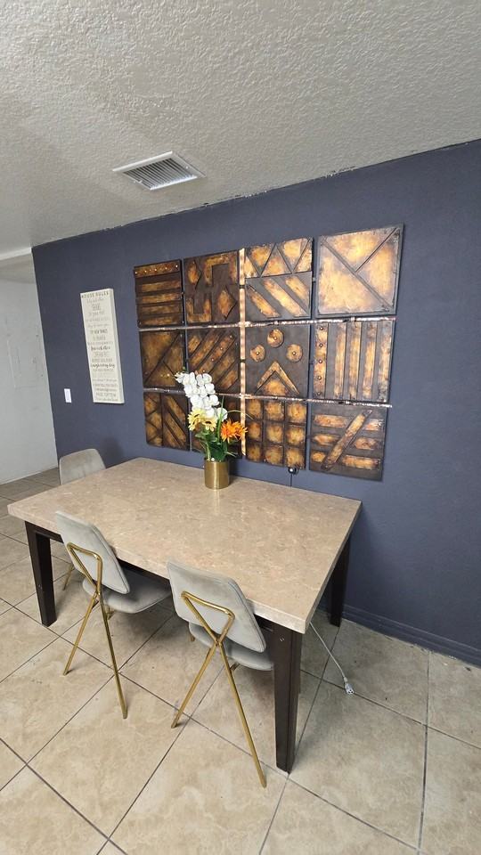 1085 Nwst #A - Photo 7 of 8