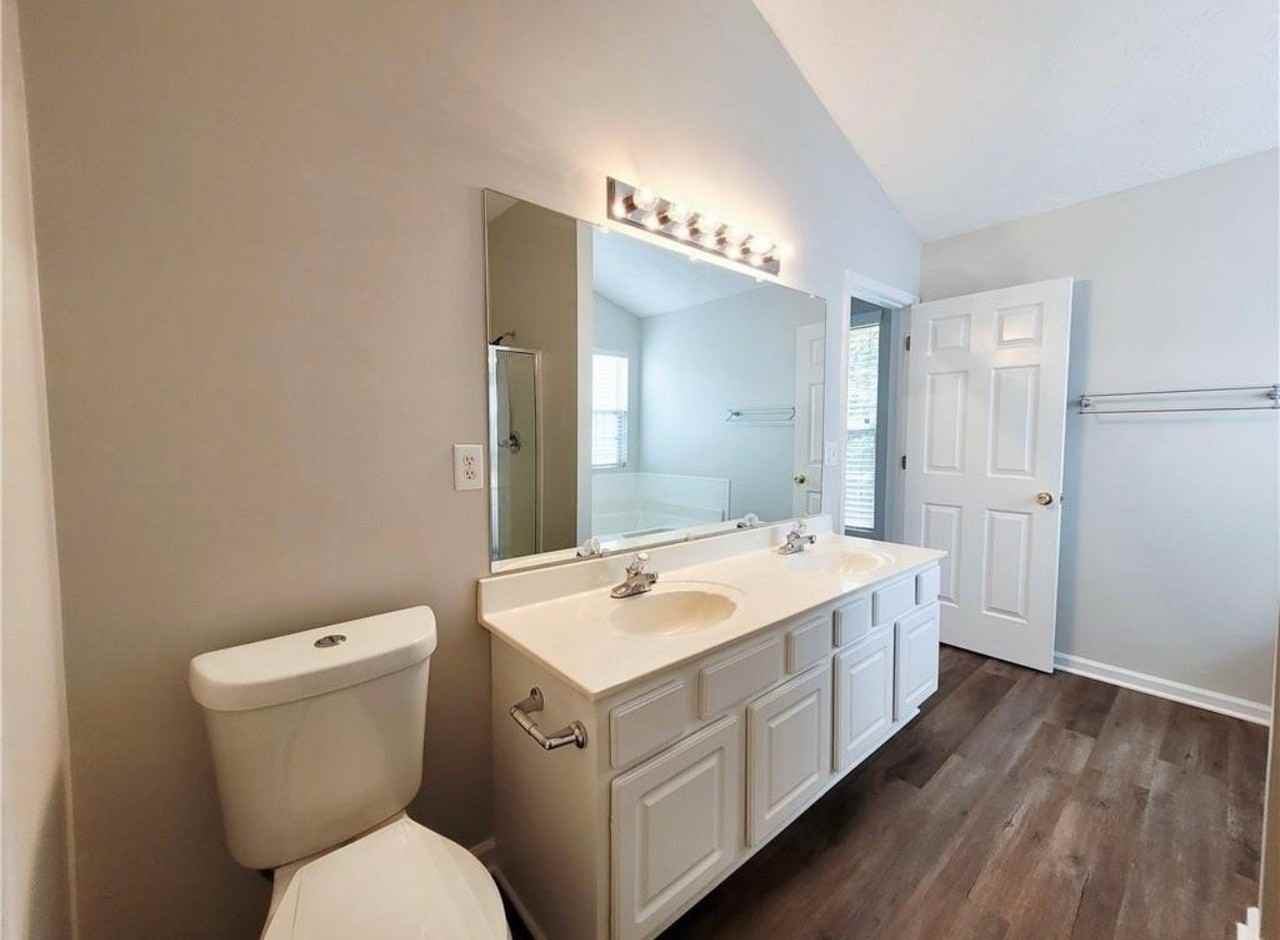 3035 Arden Ridge Dr - Photo 4 of 10