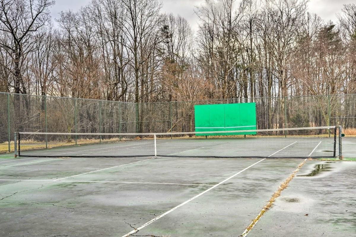 4 Regalwood Ter - Photo 3 of 7