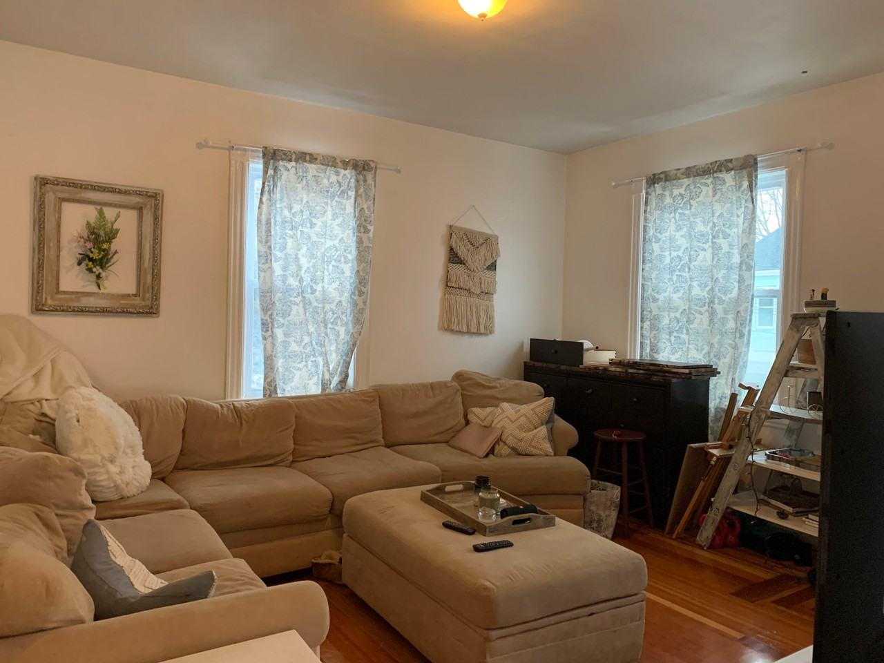 16 Falkland St #2 - Photo 5 of 15