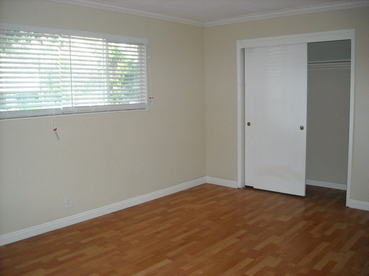 609 Grand Fir Ave #7 - Photo 7 of 7