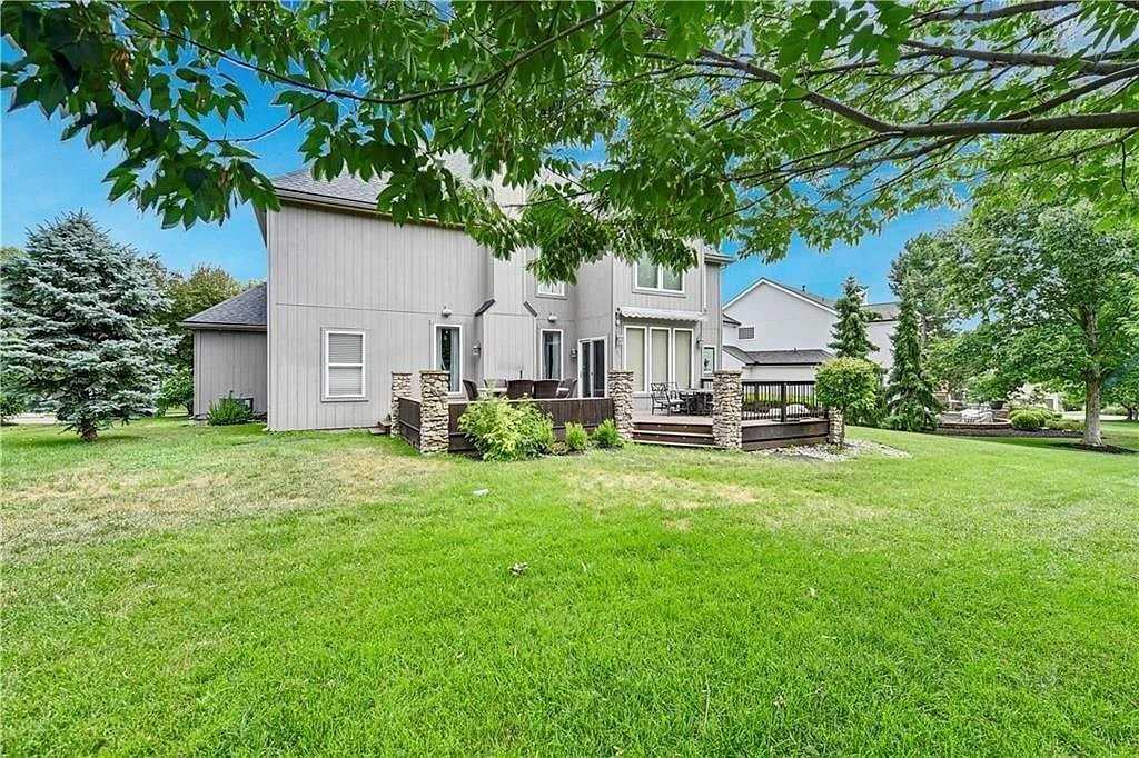 11378 S Cook St - Photo 3 of 41