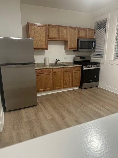 2700 Roslyn Ave #5 - Photo 4 of 19