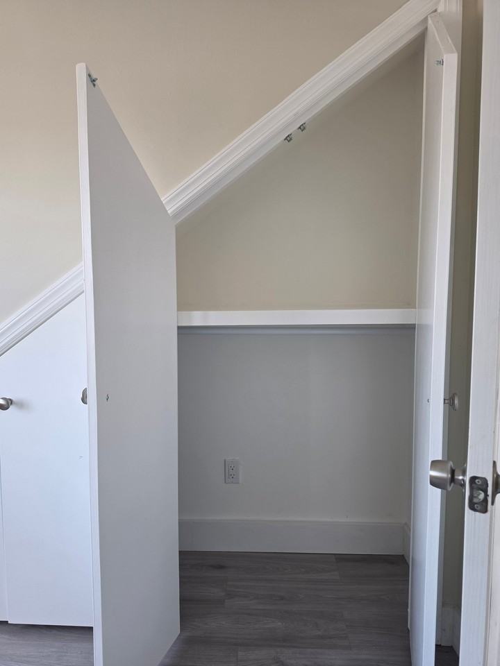 1615 78th St #FL2 - Photo 3 of 8