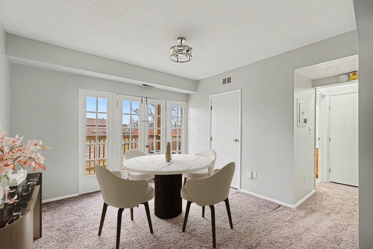 564 Glenwood Ave #24 - Photo 3 of 10