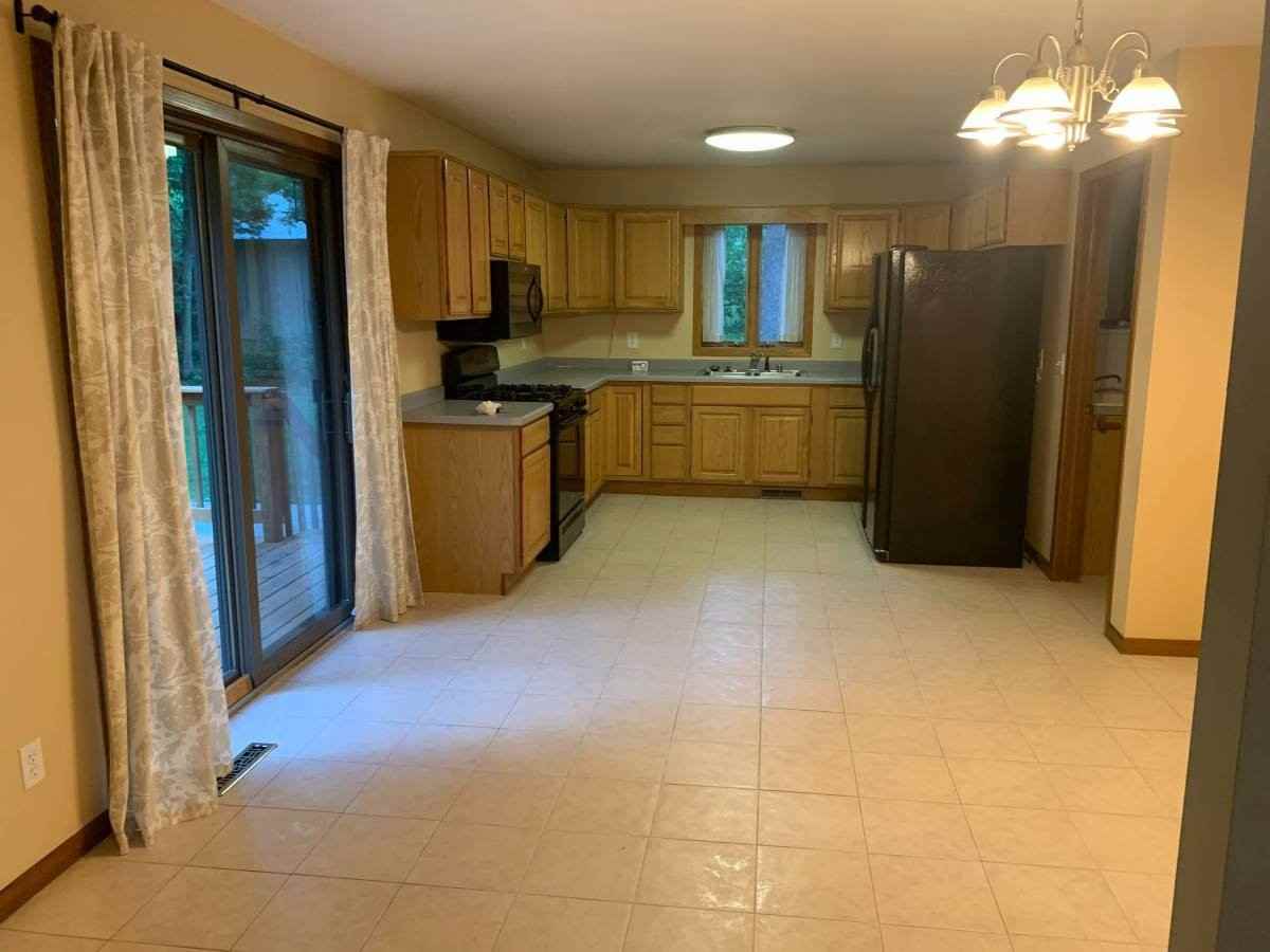 W13567 Woodland Way - Photo 3 of 12