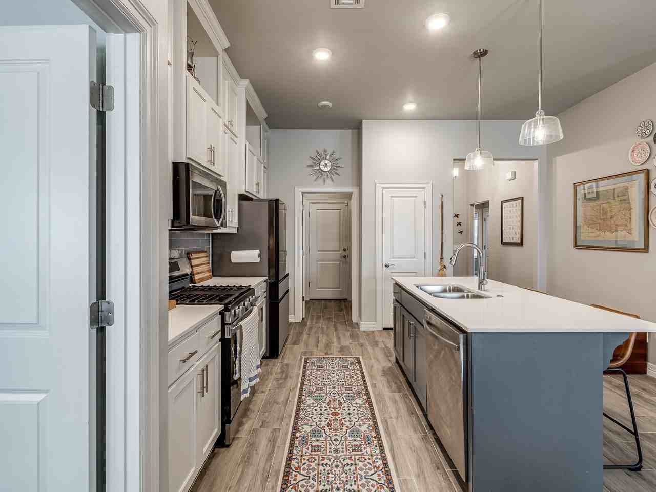 9209 Anaum Ln - Photo 7 of 20