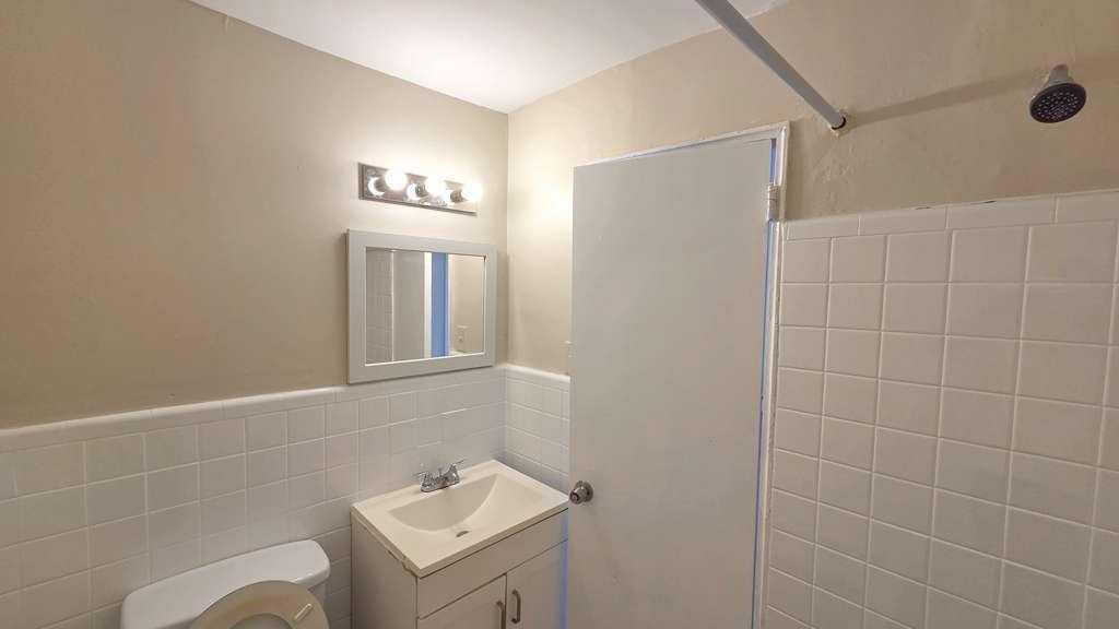 5846 N Marvine St #A10 - Photo 4 of 7