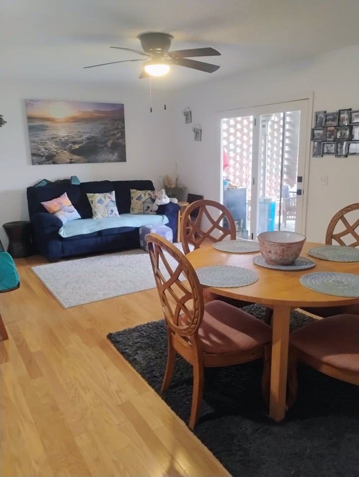 2009 S 11th St - Photo 5 of 12