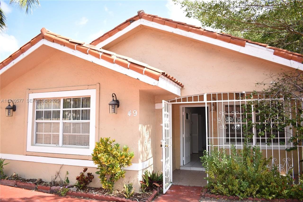 49 Northwest 35th Street - Photo 2 of 11