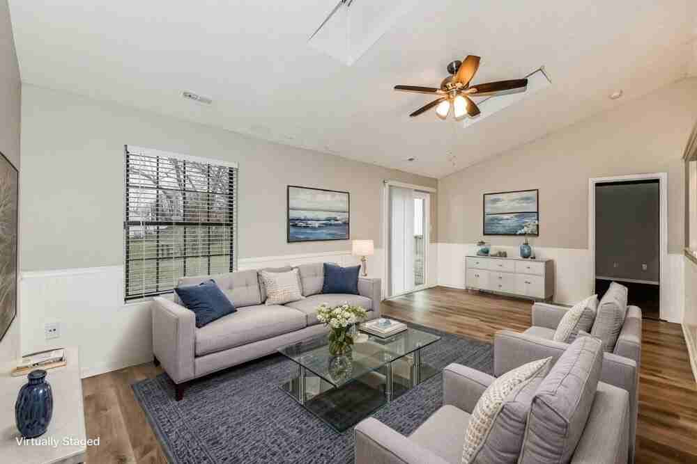 6210 Carrie Cir - Photo 4 of 18