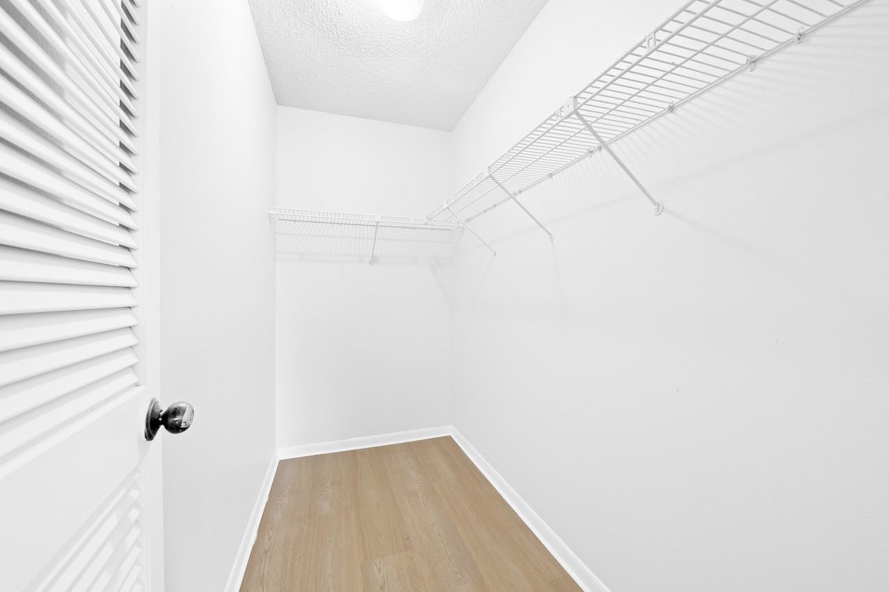 4276 Northwest 89th Avenue #205 - Photo 6 of 18