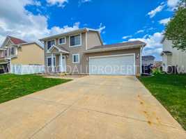 featured image of 425 Se Waco Pl