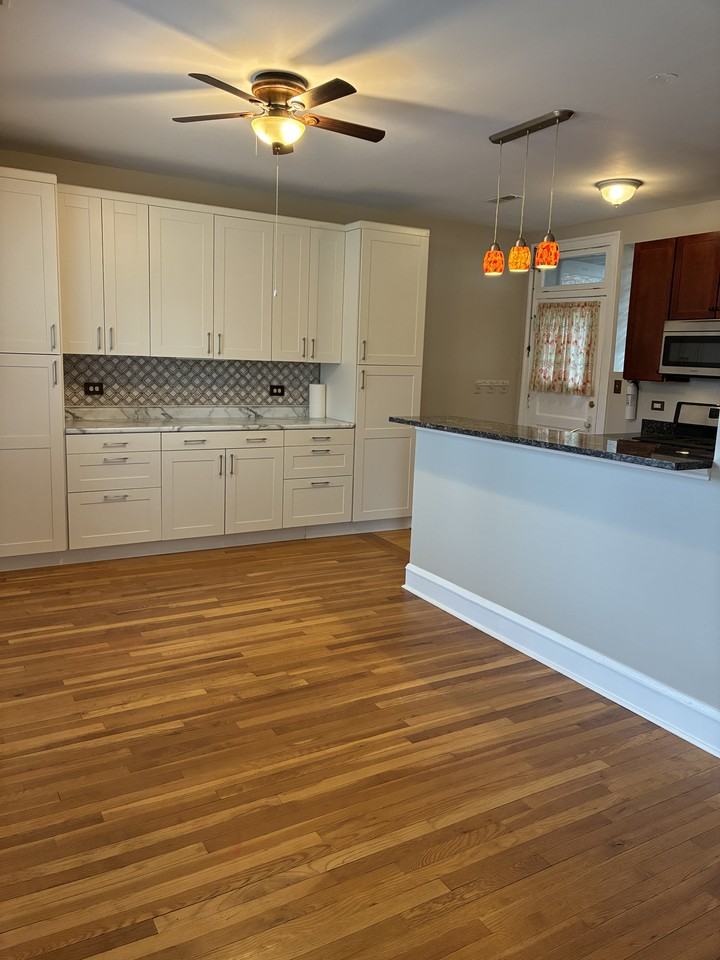 801 Erie Street #2 - Photo 7 of 12