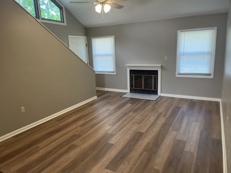 3701 Lakeview Cv - Photo 2 of 14