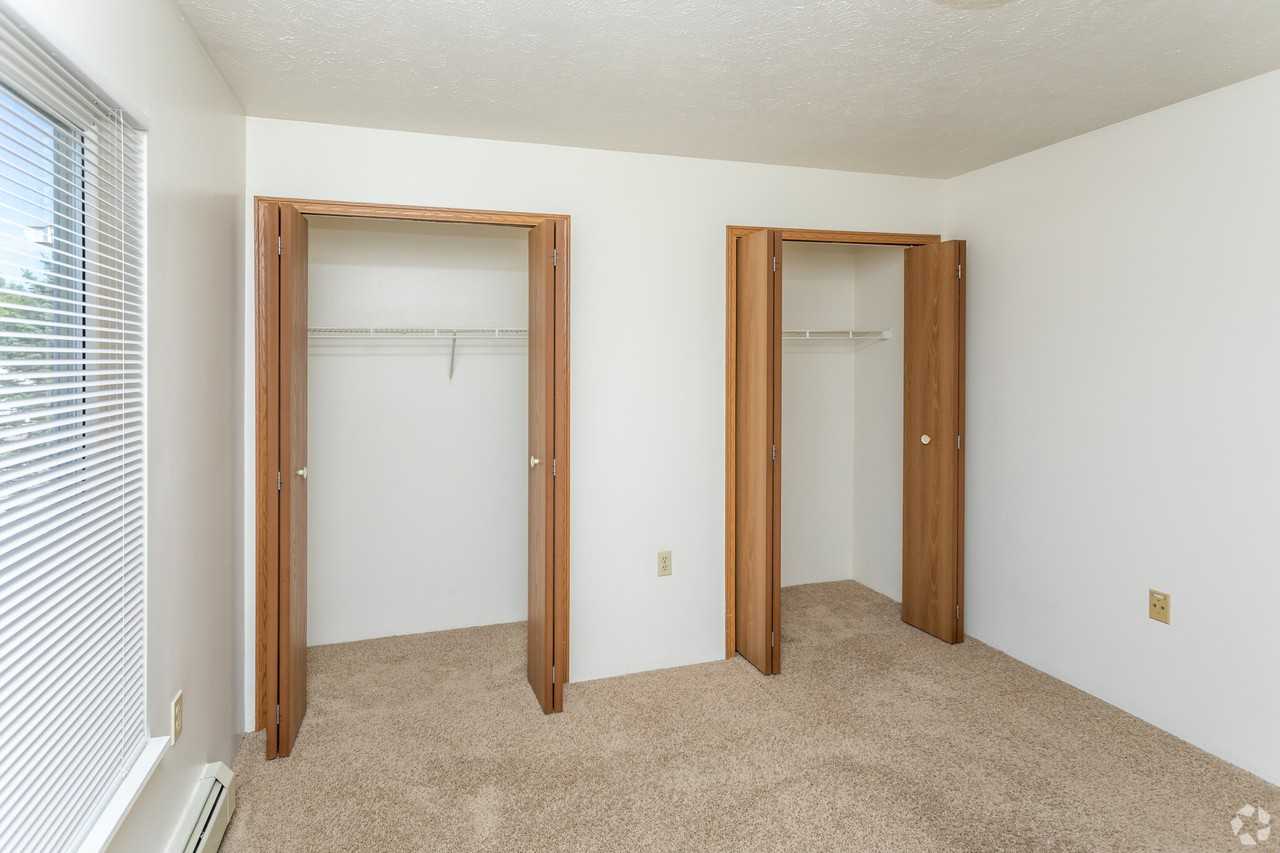 1801 Raleigh Ave #18 - Photo 2 of 7