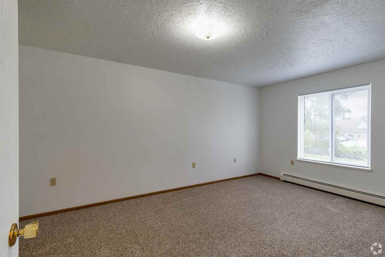 1801 Raleigh Ave #18 - Photo 7 of 7