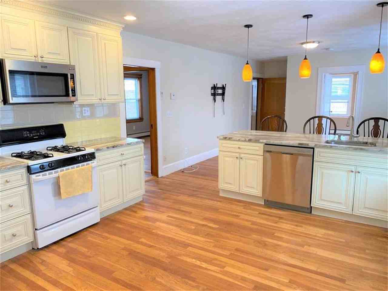 167 Harvard St #2 - Photo 2 of 11