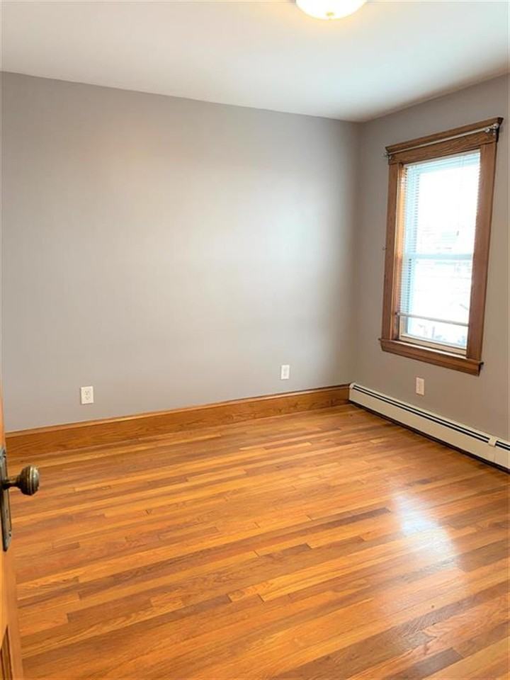 167 Harvard St #2 - Photo 5 of 11