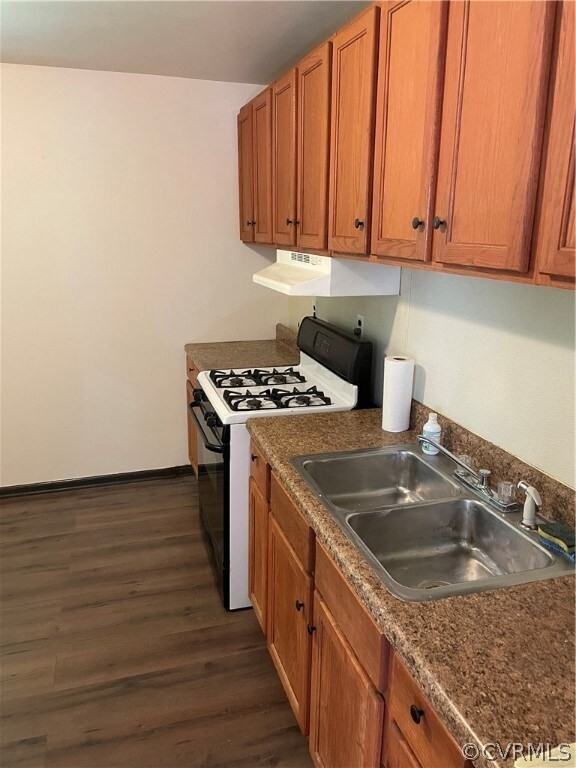 1410 Enfield Ave #1410 - Photo 2 of 6