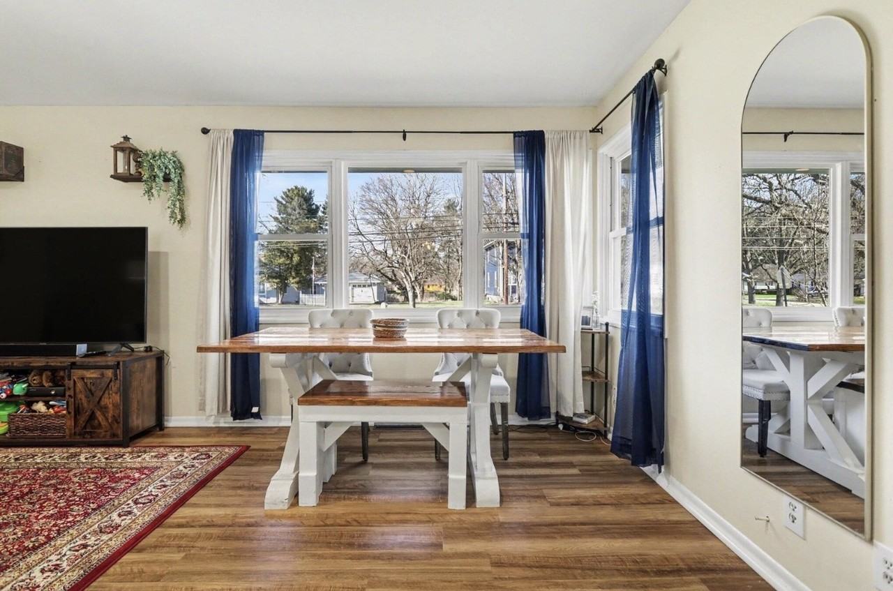 133 W Hughes St #NA - Photo 4 of 17