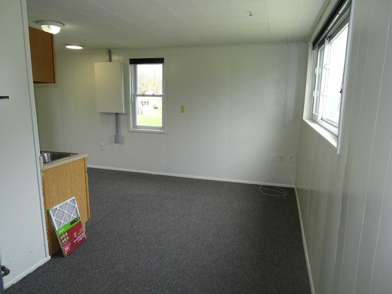 518 E Chicago Blvd #3 - Photo 3 of 13