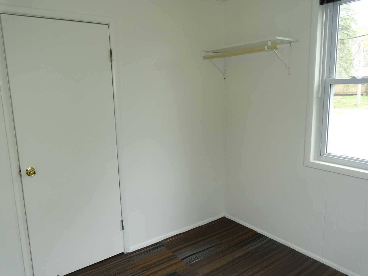 518 E Chicago Blvd #3 - Photo 7 of 13