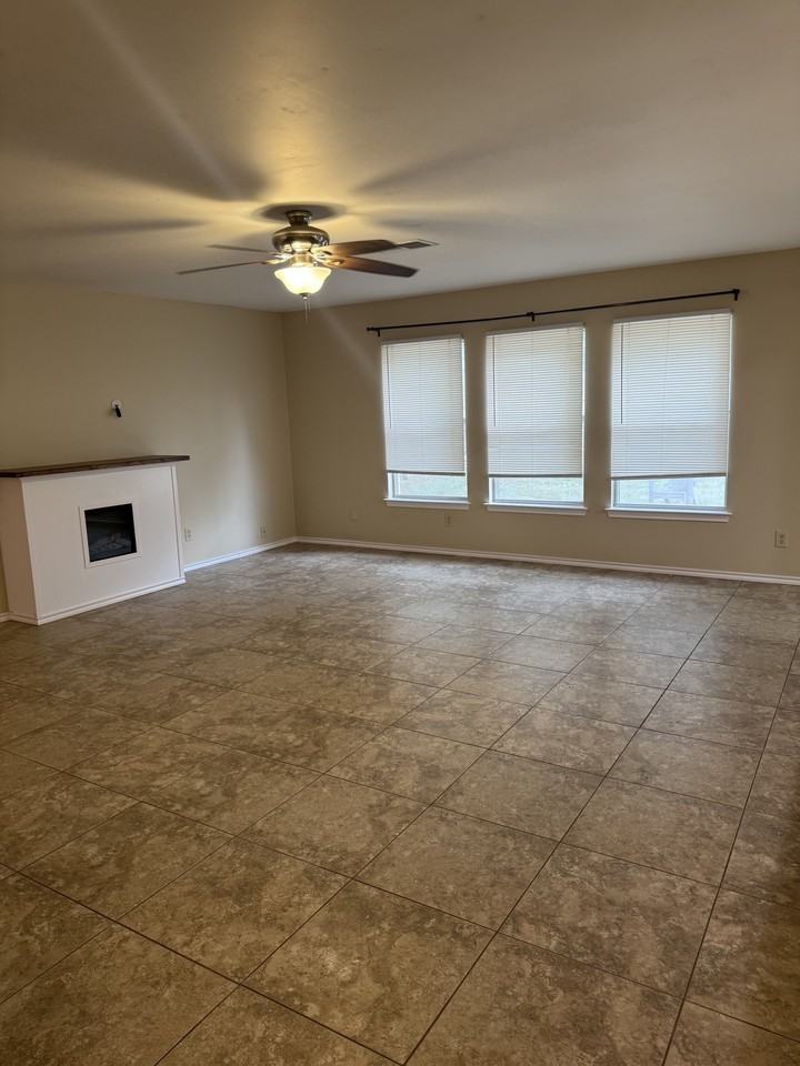 3313 Baldwin Park #NA - Photo 2 of 12