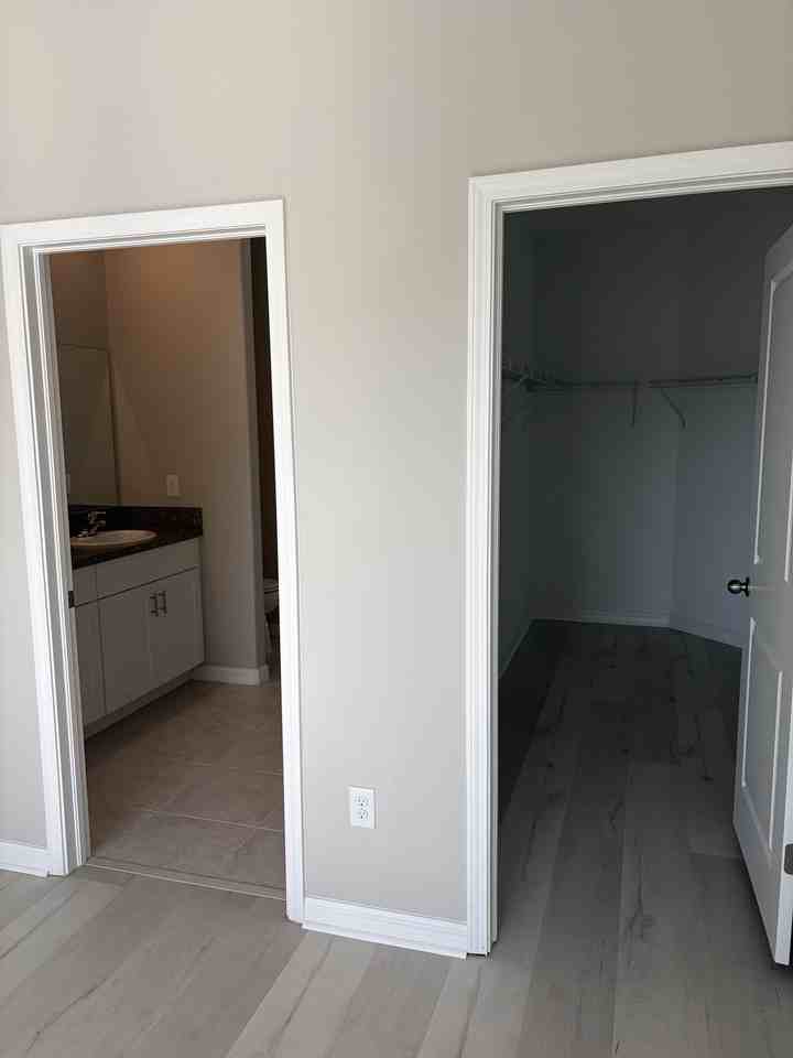 13475 Crest Lake Dr #NA - Photo 6 of 17