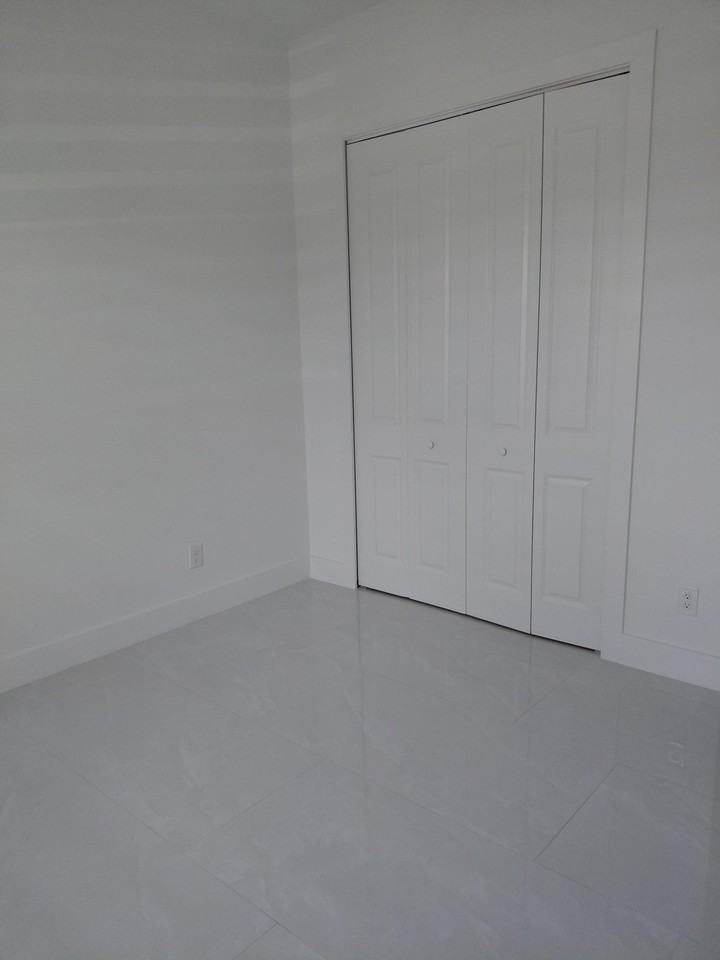 5118 30th St Sw #NA - Photo 7 of 7