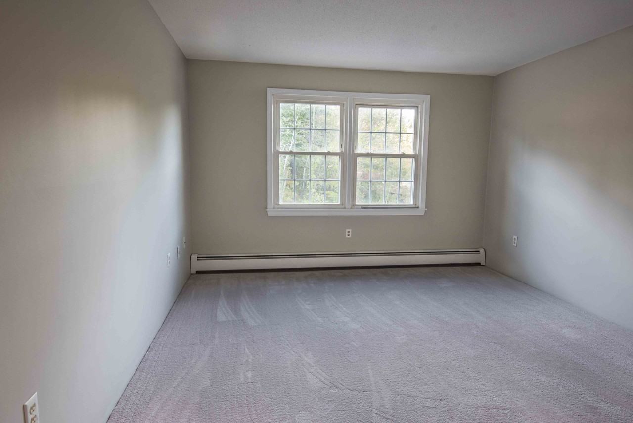 1 Bittersweet Rd #1 - Photo 4 of 9