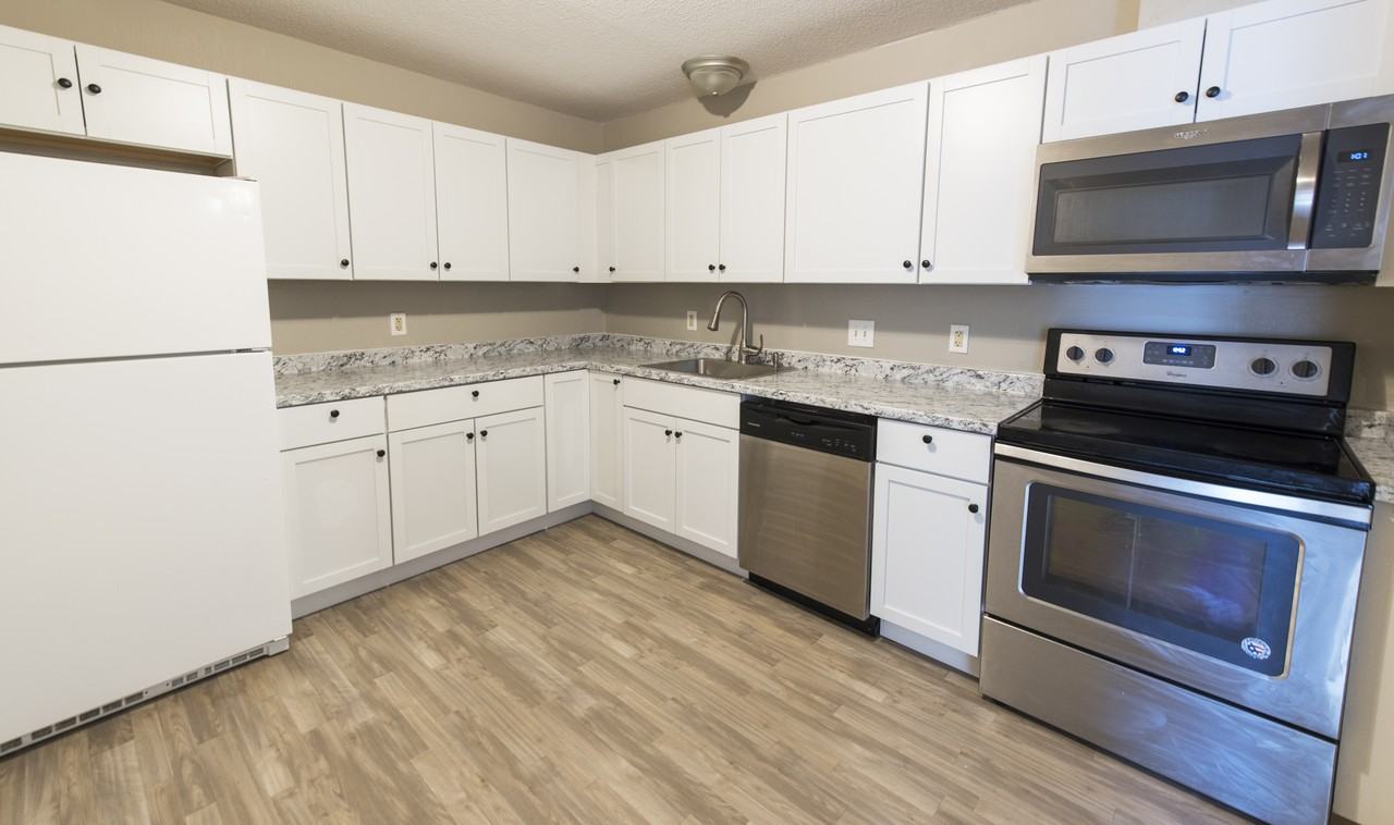 1 Bittersweet Rd #1 - Photo 5 of 9