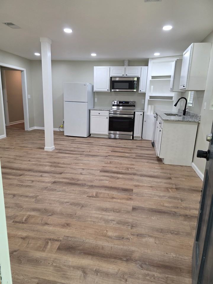 2135 Masonwood Cir #NA - Photo 3 of 18