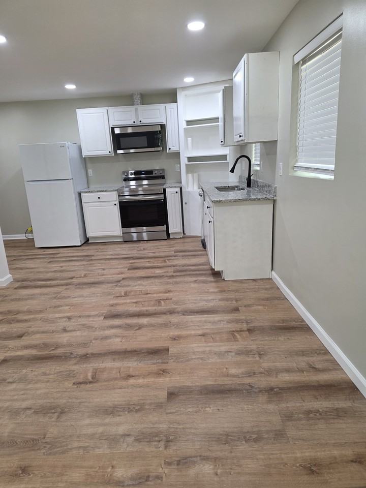 2135 Masonwood Cir #NA - Photo 4 of 18