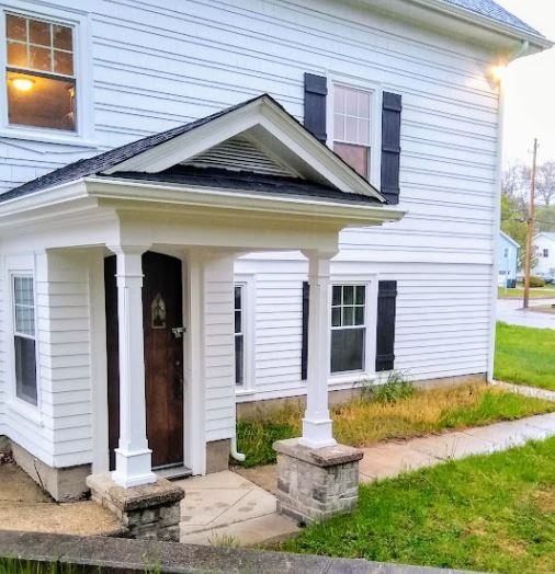 51 Campeau St #B - Photo 2 of 16