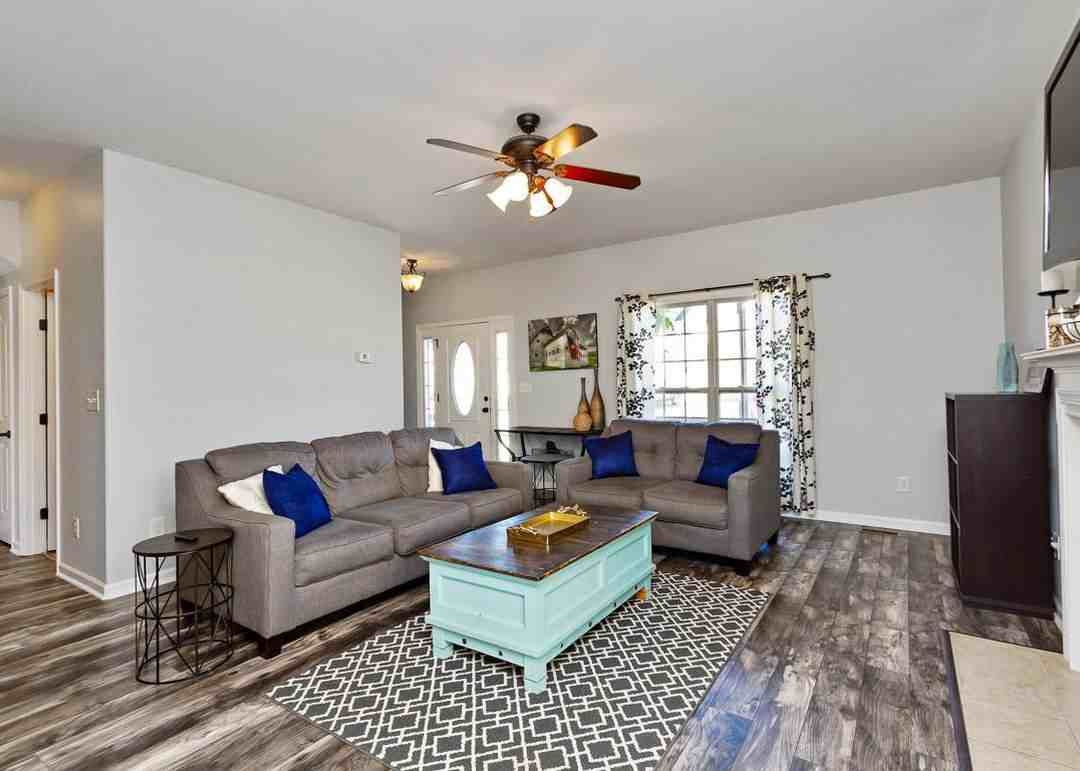 1141 Chinook Cir #NA - Photo 4 of 26