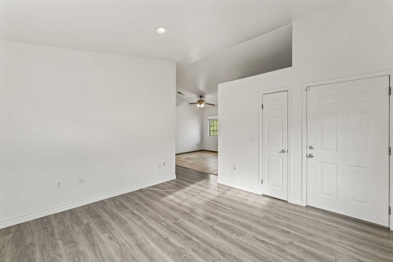 1120 Quail St #NA - Photo 7 of 15