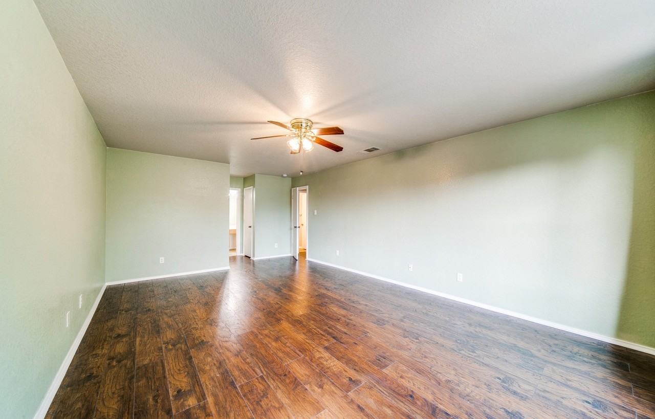 8914 Kestrel Oak #NA - Photo 6 of 16