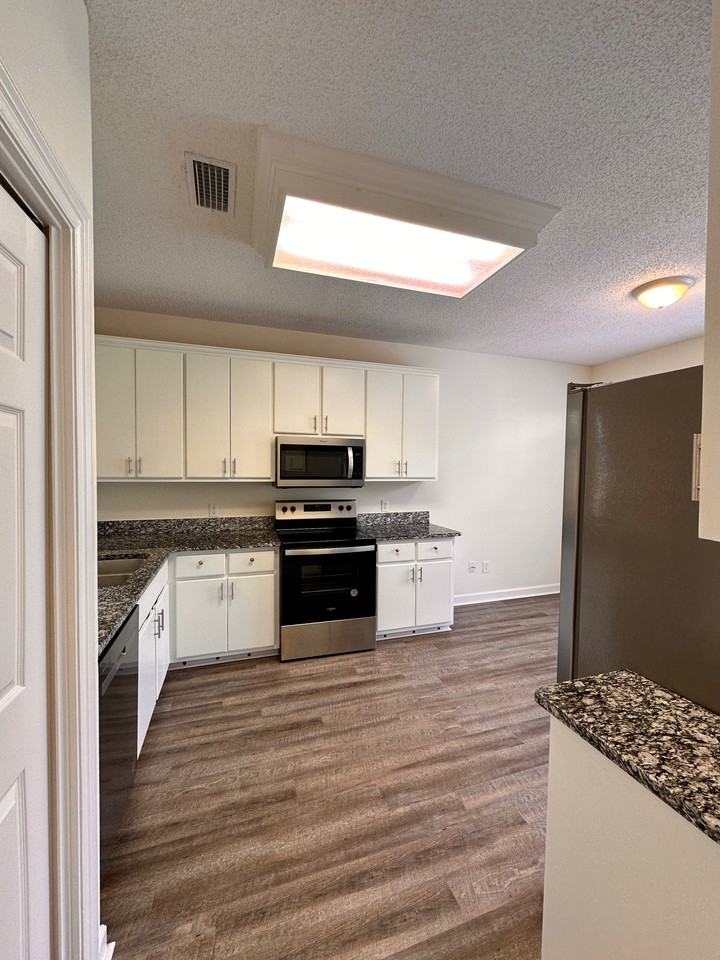 90 Albatross Ct #NA - Photo 5 of 24