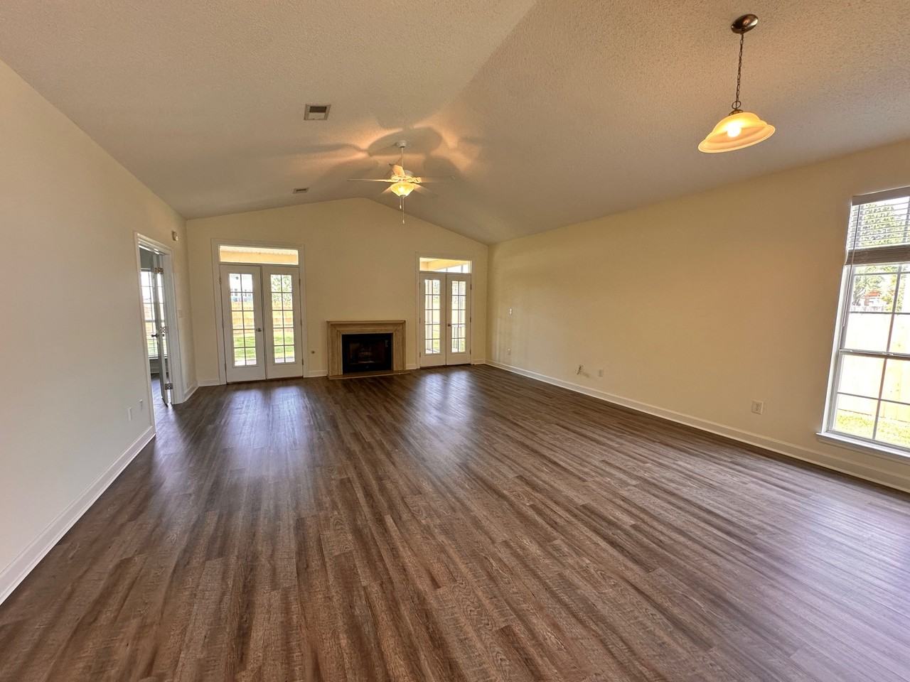 90 Albatross Ct #NA - Photo 7 of 24