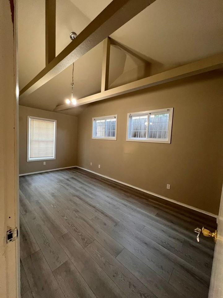 Hathway Ave - Photo 3 of 7