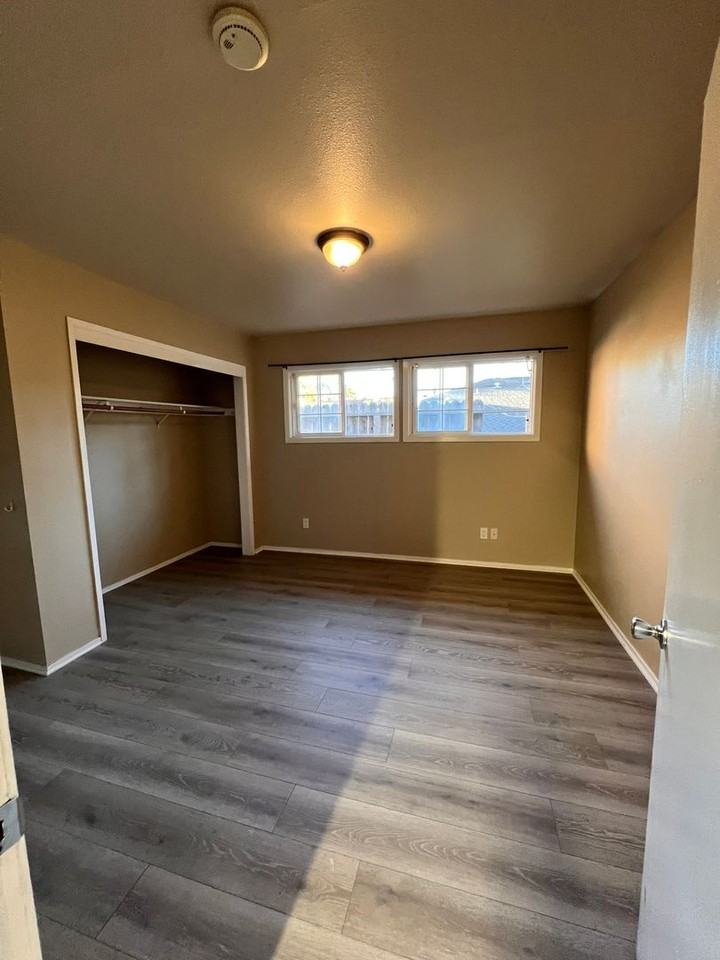 Hathway Ave - Photo 6 of 7